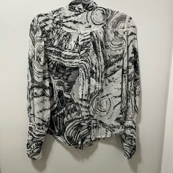 *DEBBIE SHUCHAT ULTRA FEMININE TIE FRONT BLOUSE - Picture 10 of 10